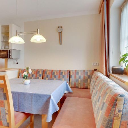 Quaint Apartment In Hainzenberg Near Horbergbahn المظهر الخارجي الصورة