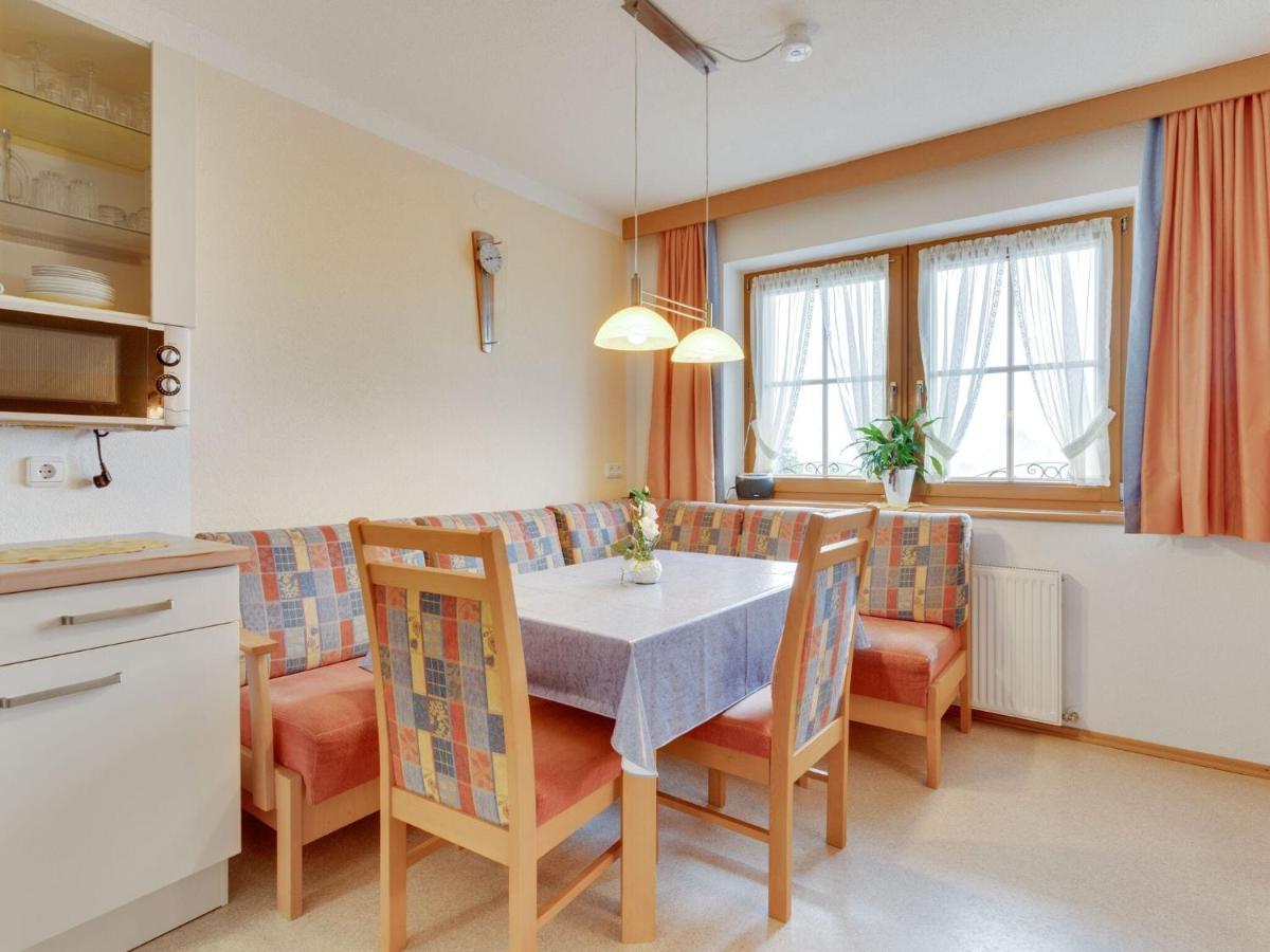 Quaint Apartment In Hainzenberg Near Horbergbahn المظهر الخارجي الصورة