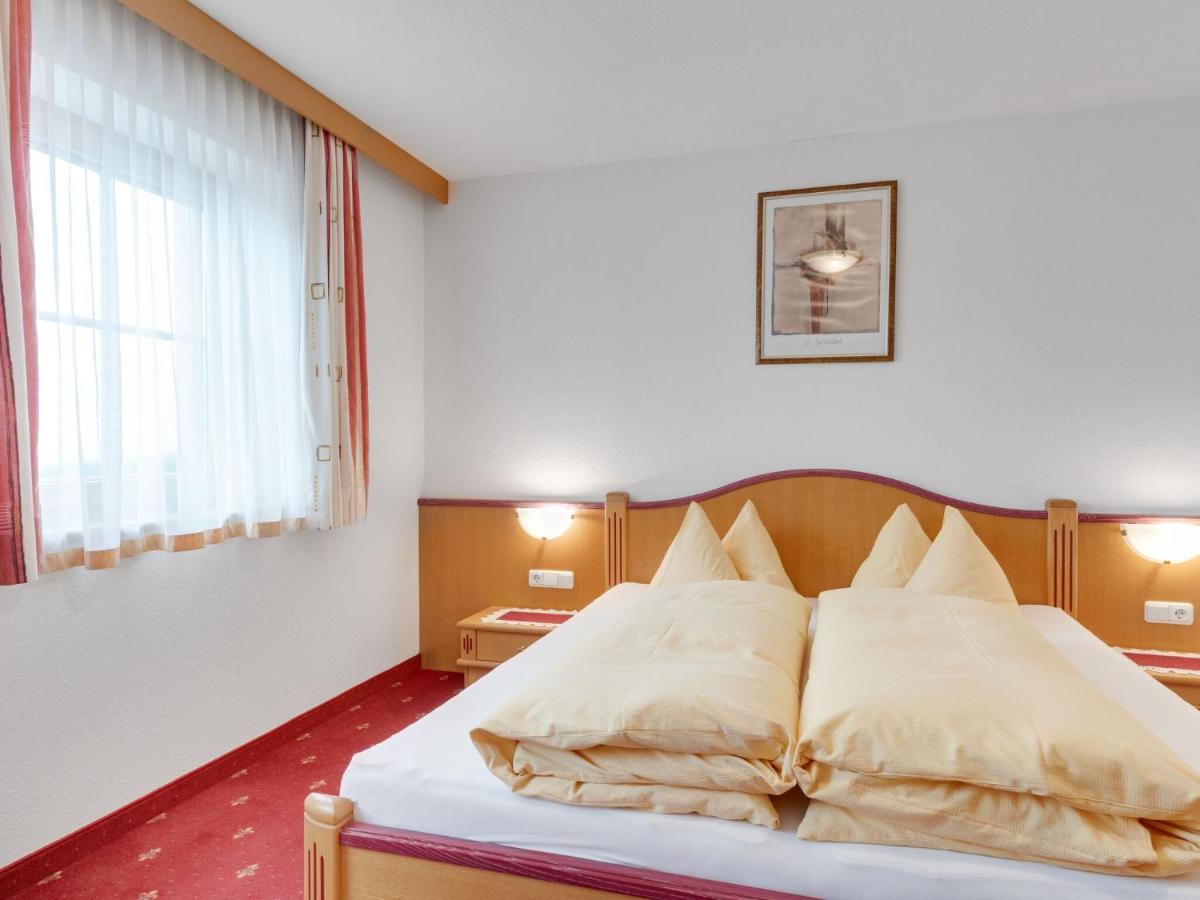 Quaint Apartment In Hainzenberg Near Horbergbahn المظهر الخارجي الصورة
