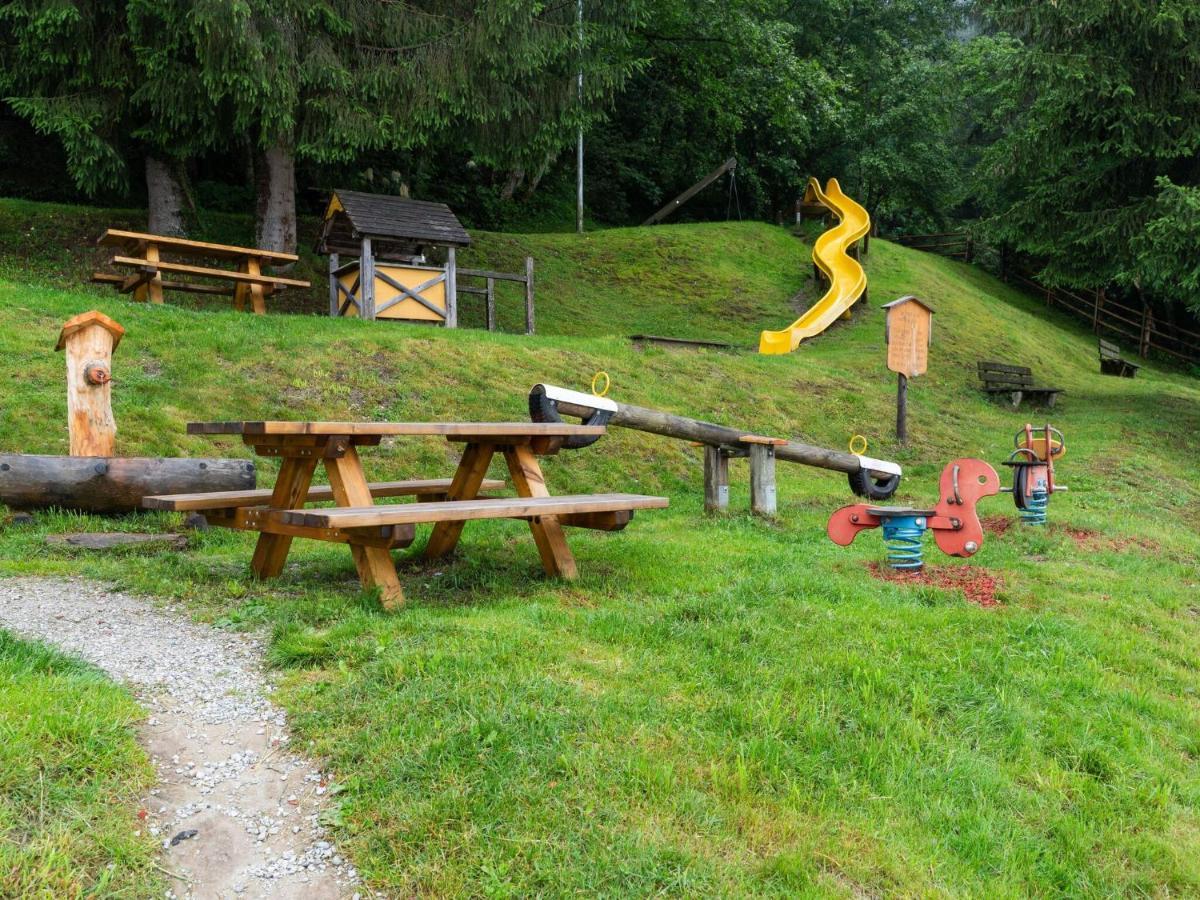 Quaint Apartment In Hainzenberg Near Horbergbahn المظهر الخارجي الصورة